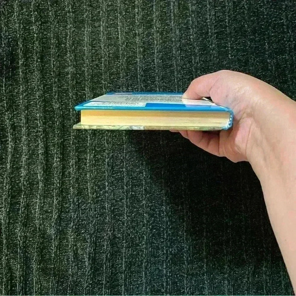 THE HARDY BOYS #12: FOOTPRINTS UNDER THE WINDOW by Franklin W. Dixon - Picture 7 of 9